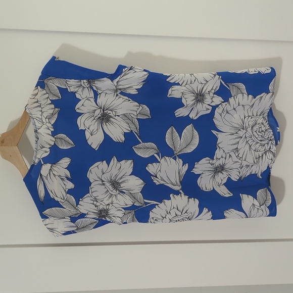 Floral chiffon top - Picture 3 of 4